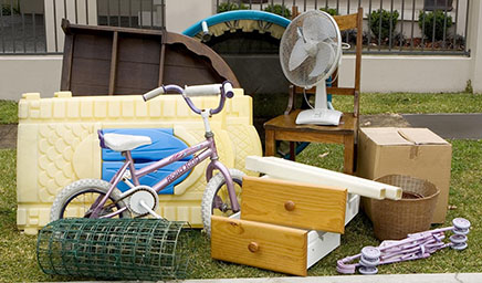 Bulky Collection Reminders Residents may call John’s Disposal’s office M-F from 8am – 4:30pm and Saturday 8am – noon to schedule collection. Bulk item collection will be scheduled each week throughout each month. Residents no longer need to wait until the second Tuesday of the month. Residents may schedule one bulk items collection per month.
Note: residents may substitute two of their twelve bulk items collections to have an electronic item collected.
This does not include yard waste, construction material or hazardous material.
Please note that the green recycling carts are emptied every other week and cannot be emptied by the bulk collection crews.